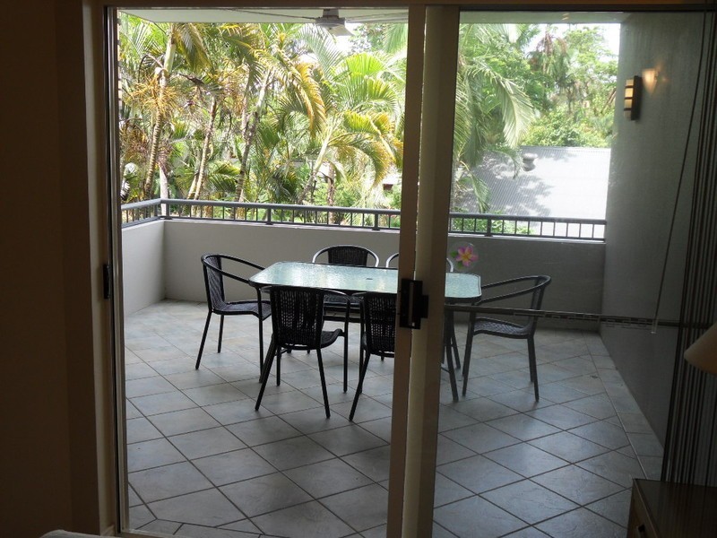 19/23 Veivers Road, Palm Cove QLD 4879