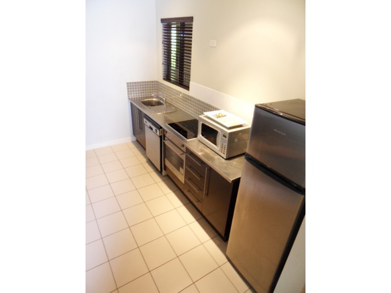 54/81-85 Cedar Road, Palm Cove QLD 4879