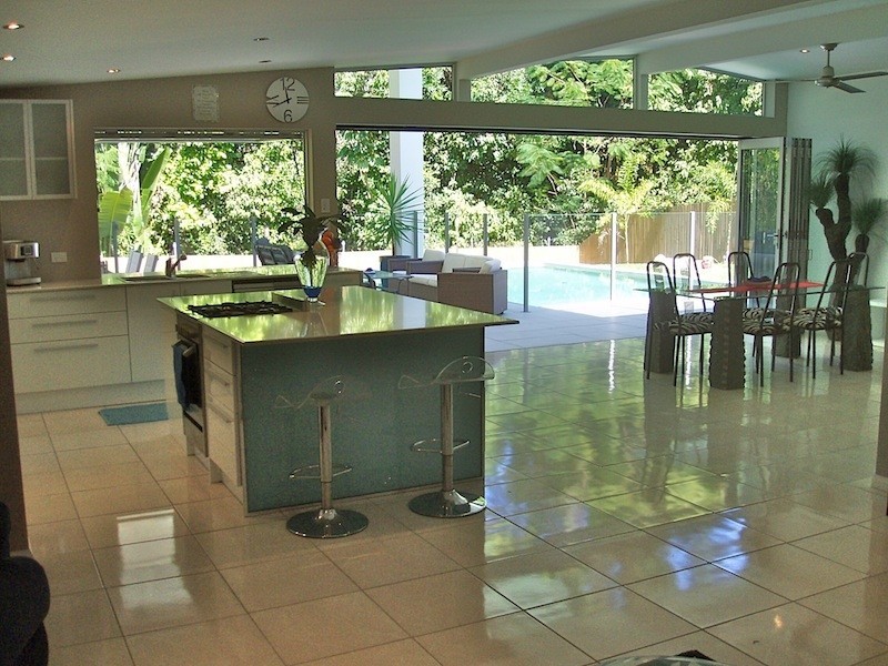 55 Veivers Road, Palm Cove QLD 4879