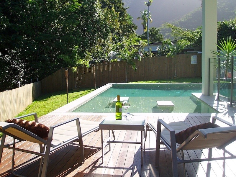 55 Veivers Road, Palm Cove QLD 4879
