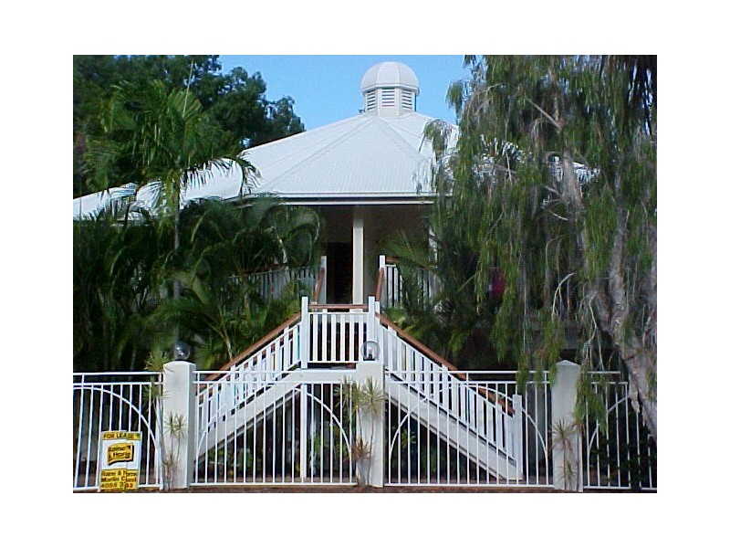 2/34 Oliva Street, Palm Cove QLD 4879