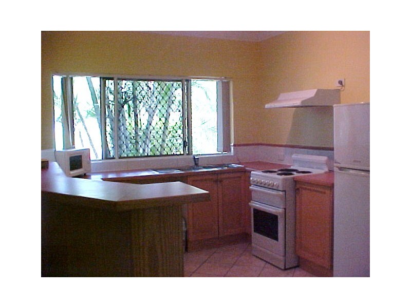 2/34 Oliva Street, Palm Cove QLD 4879