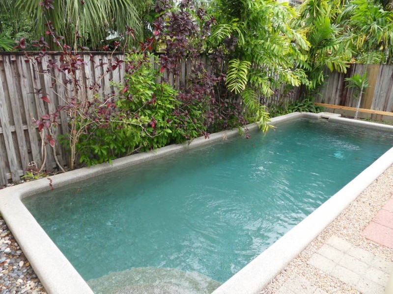 4/75 Cedar Road, Palm Cove QLD 4879