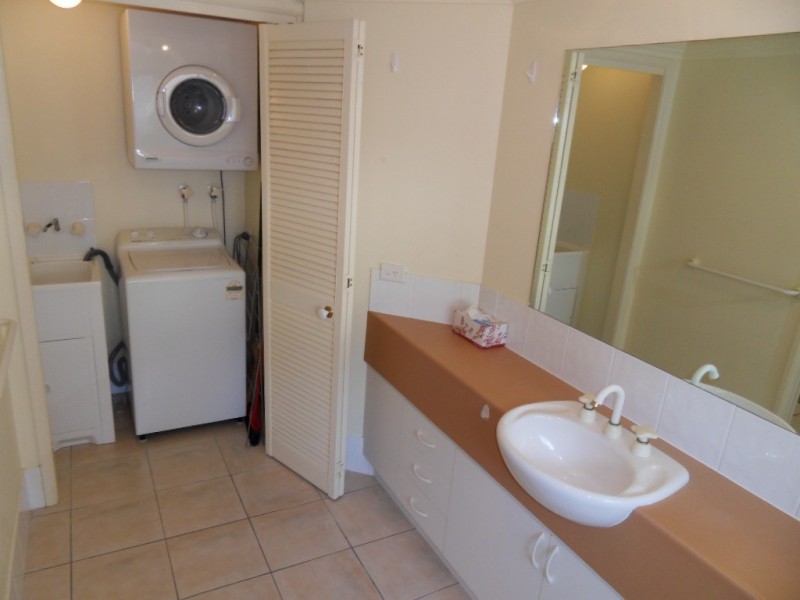 2/30 Oliva Street, Palm Cove QLD 4879