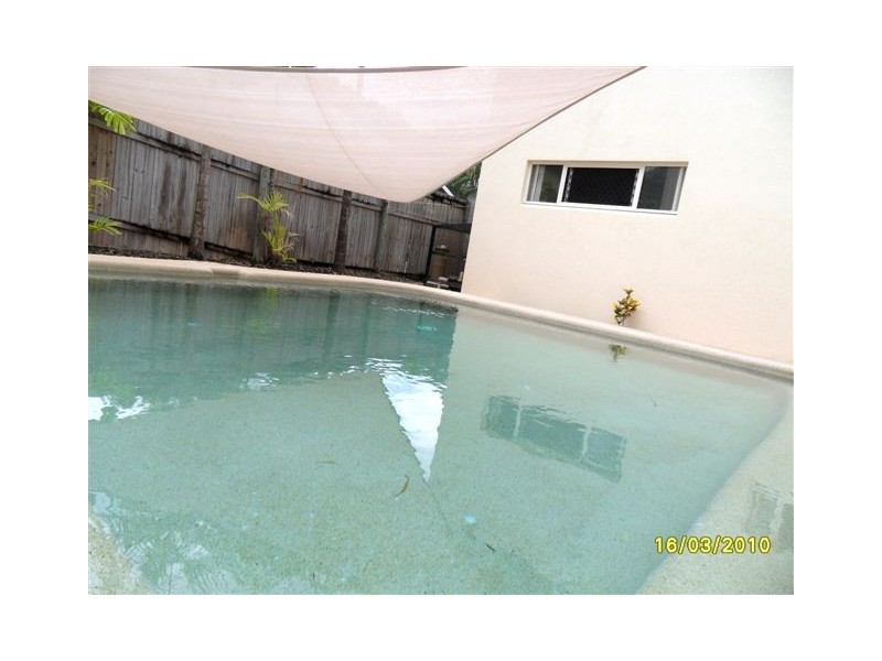 2/30 Oliva Street, Palm Cove QLD 4879