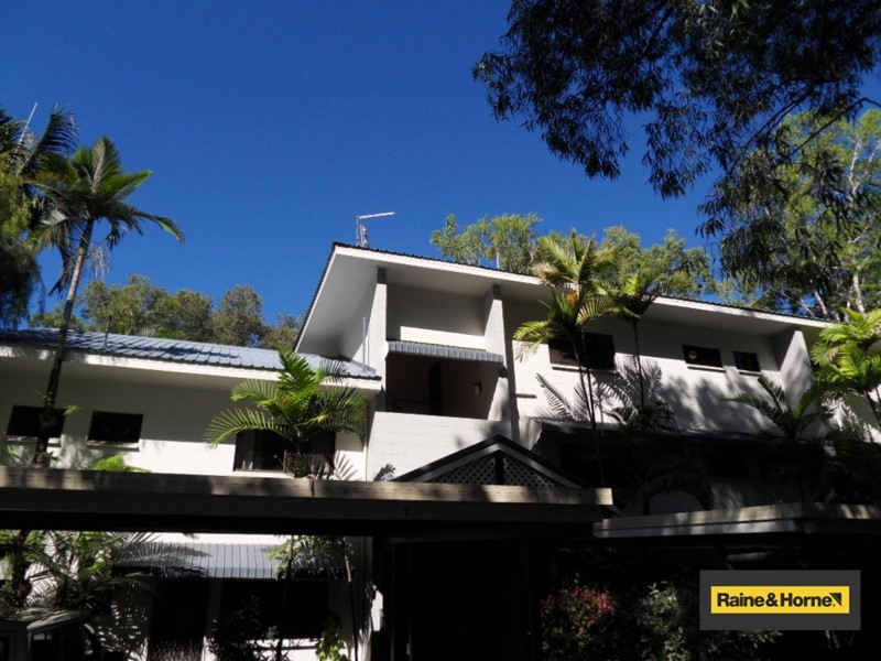 8/21 Cedar Road, Palm Cove QLD 4879