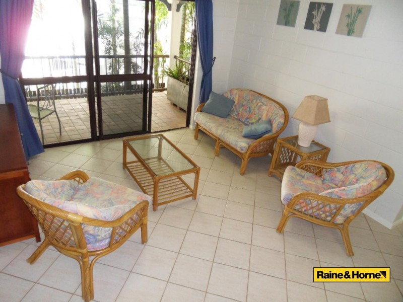 8/21 Cedar Road, Palm Cove QLD 4879