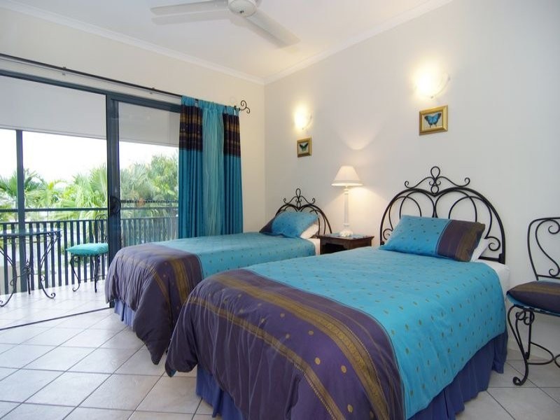 Palm Cove QLD 4879