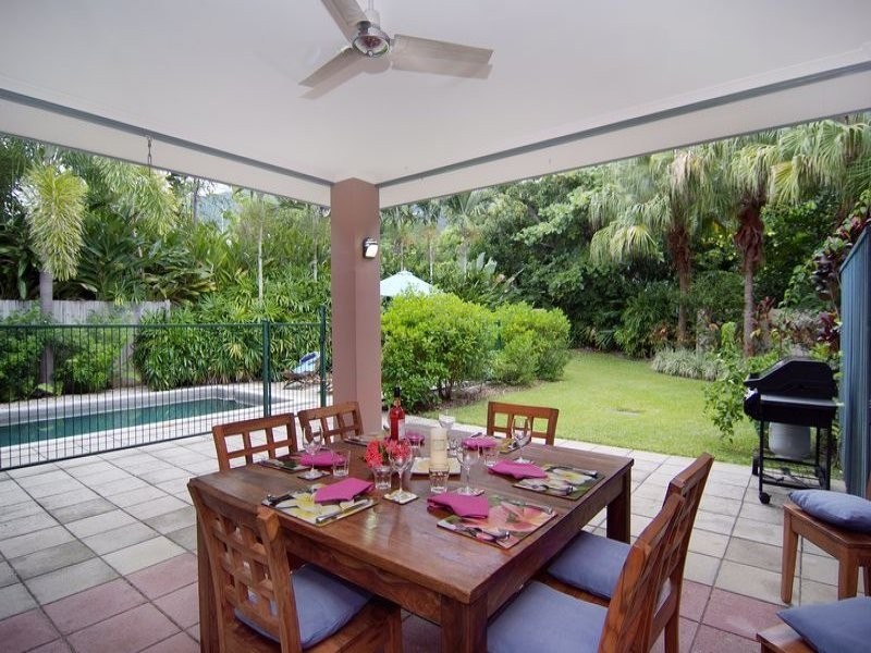 Palm Cove QLD 4879
