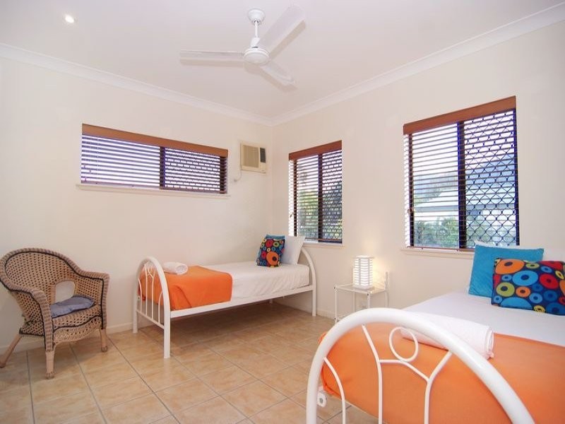 Palm Cove QLD 4879