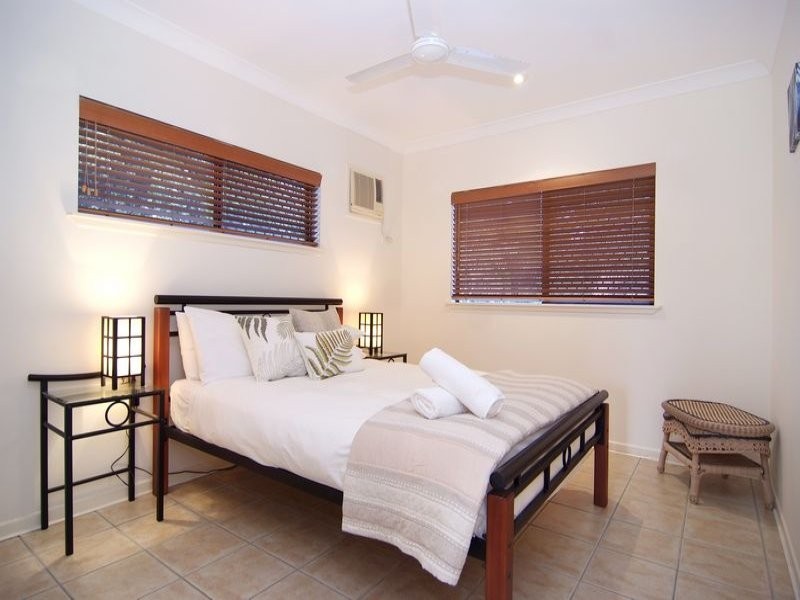 Palm Cove QLD 4879