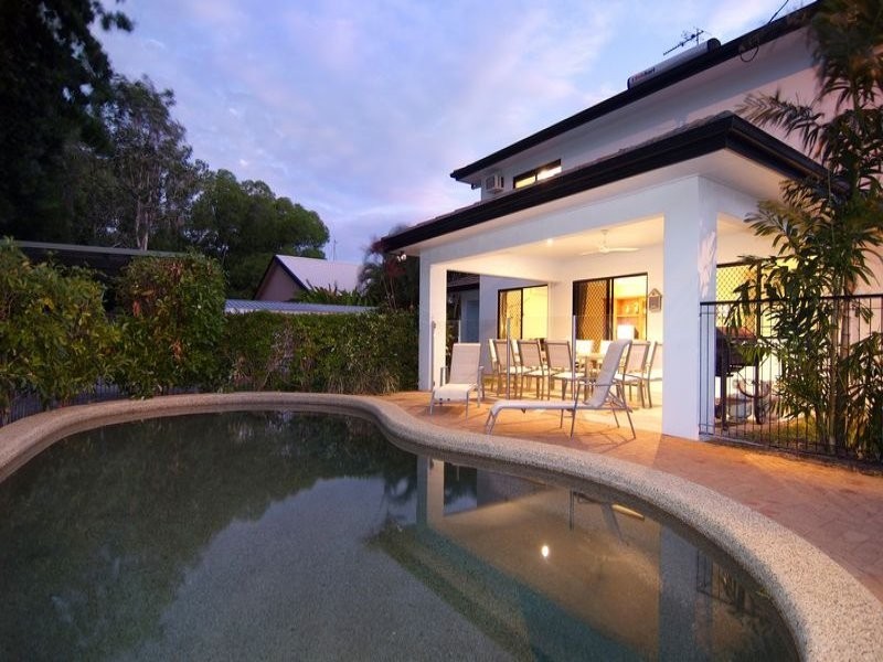 Palm Cove QLD 4879