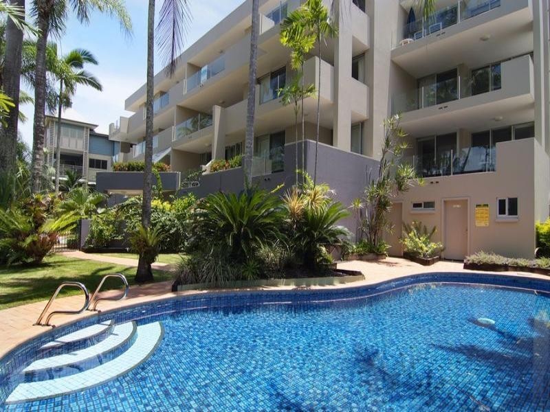 Palm Cove QLD 4879