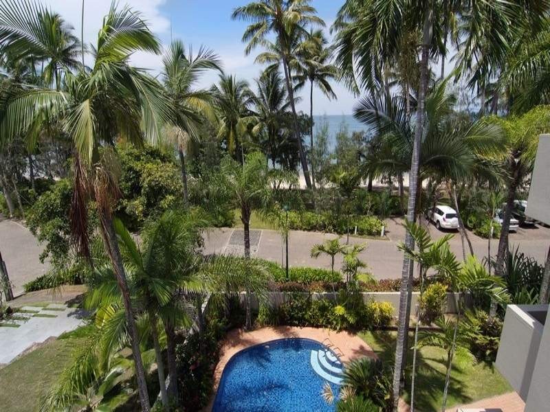 Palm Cove QLD 4879