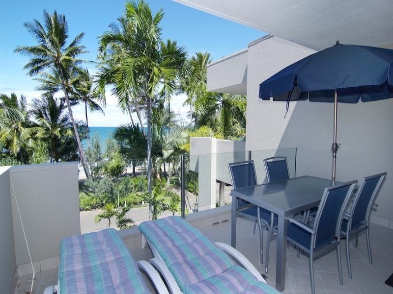 Palm Cove QLD 4879