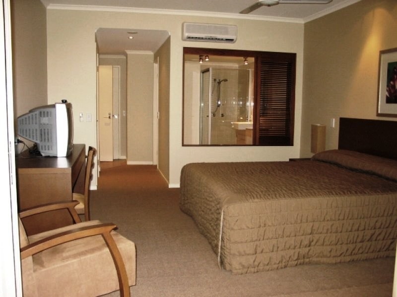 Palm Cove QLD 4879