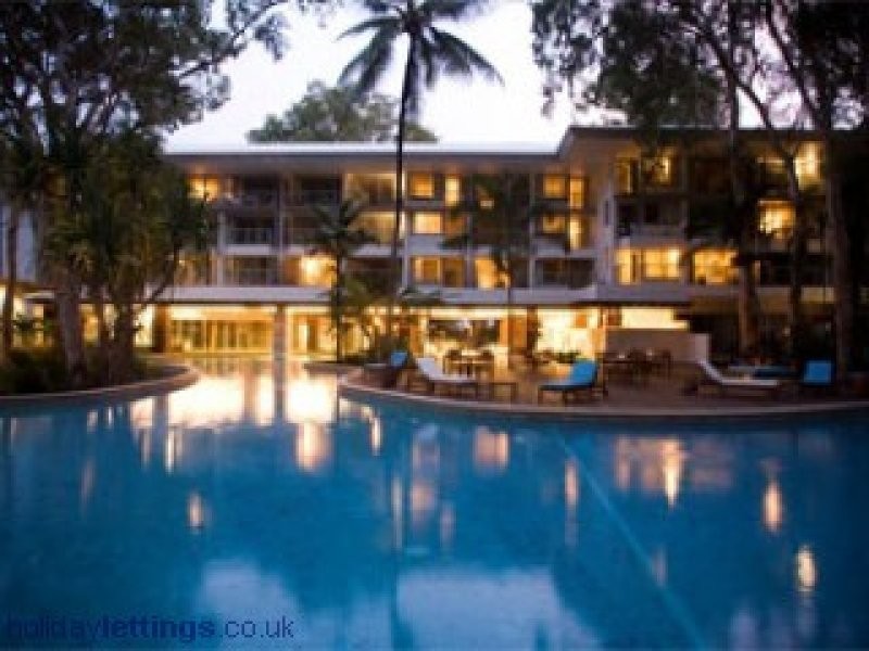 4204 Veivers Road, Palm Cove QLD 4879