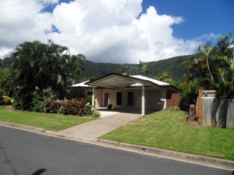 Palm Cove QLD 4879