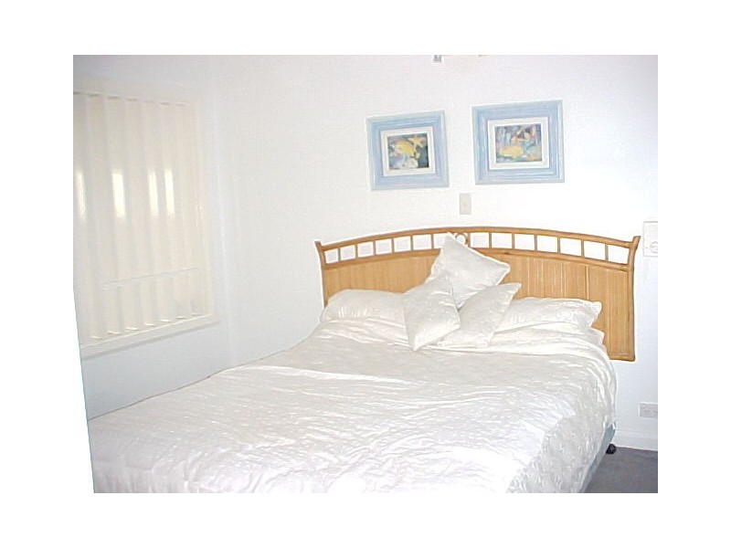 30 Veivers Road, Palm Cove QLD 4879