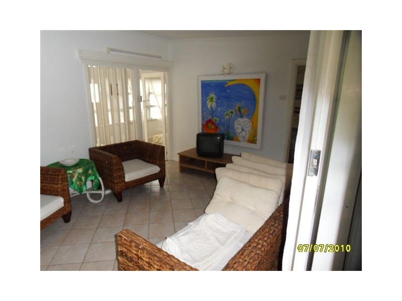 30 Veivers Road, Palm Cove QLD 4879