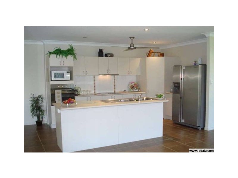 1 Helix Close, Clifton Beach QLD 4879