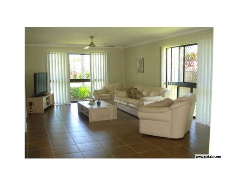 1 Helix Close, Clifton Beach QLD 4879