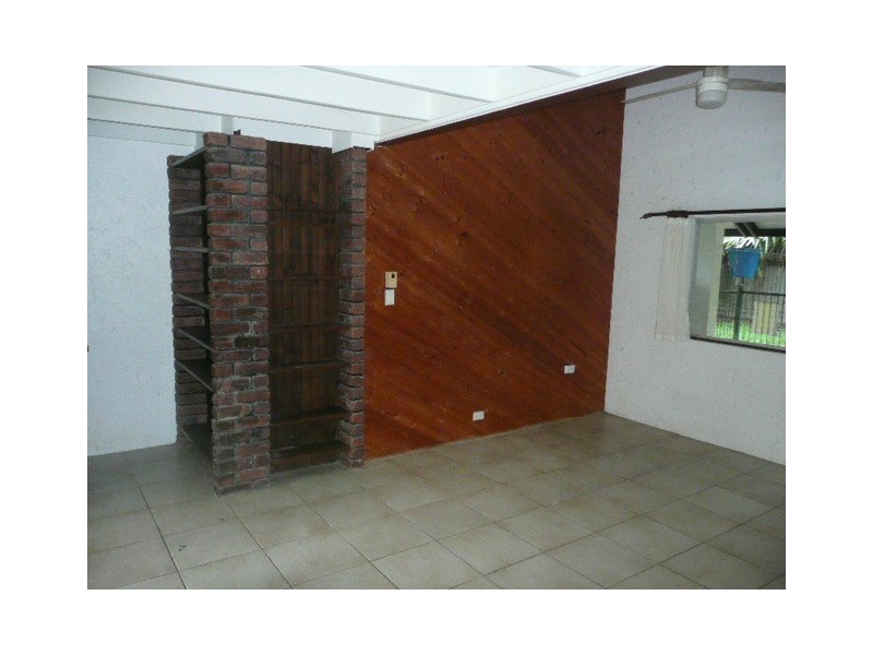 7 Thais St, Palm Cove QLD 4879