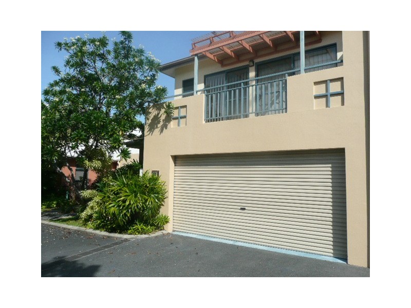17/75 Cedar Rd, Palm Cove QLD 4879