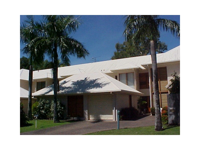 4/7 Harpa St, Palm Cove QLD 4879