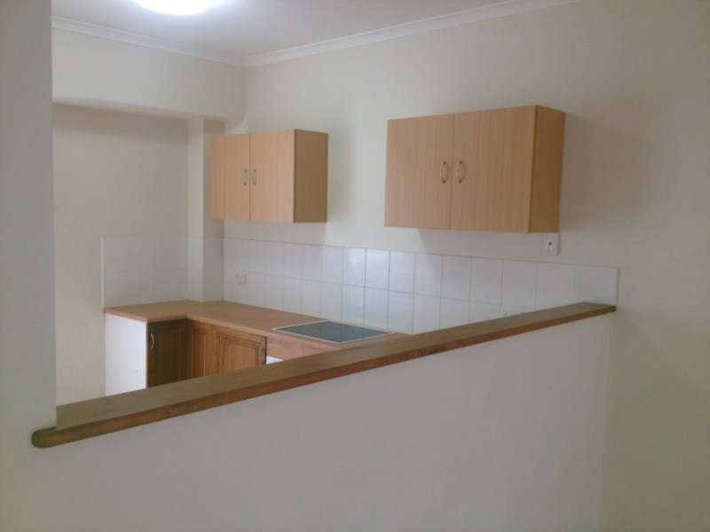 4/7 Harpa St, Palm Cove QLD 4879