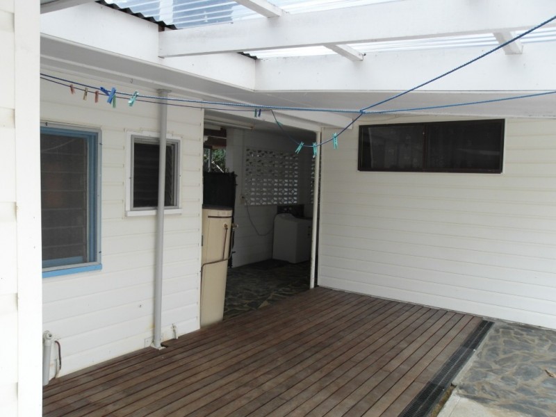 31 Veivers Rd, Palm Cove QLD 4879