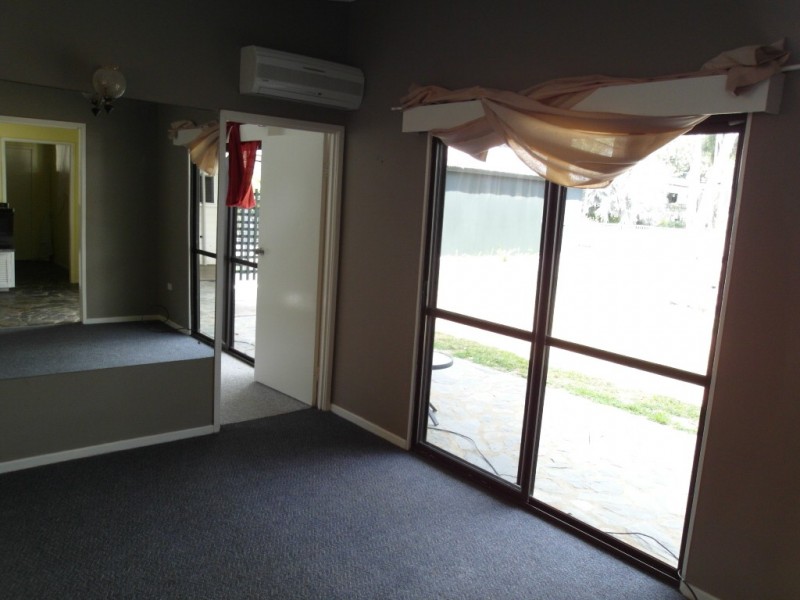 31 Veivers Rd, Palm Cove QLD 4879