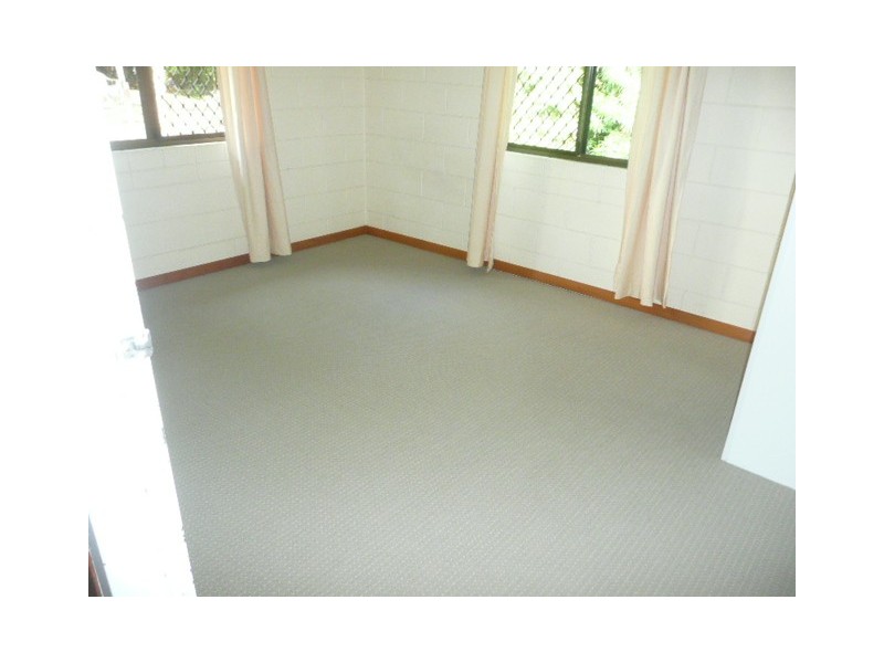 15 Buchan St, Palm Cove QLD 4879