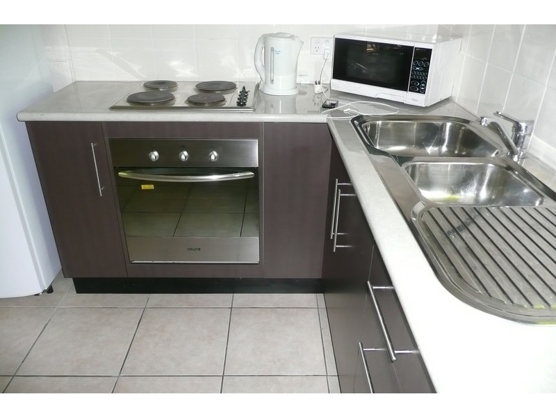 14/21 Cedar Rd, Palm Cove QLD 4879