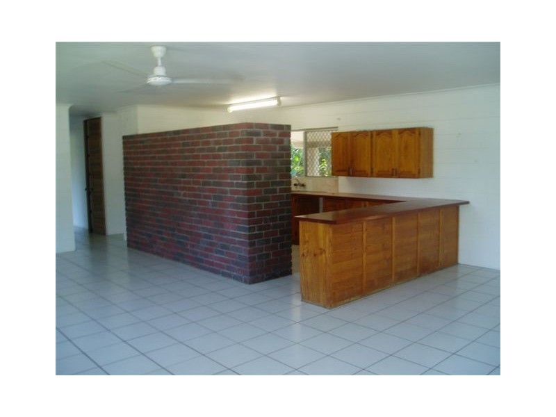 6 Kokoda Street, Trinity Beach QLD 4879