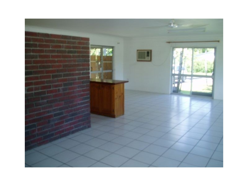 6 Kokoda Street, Trinity Beach QLD 4879