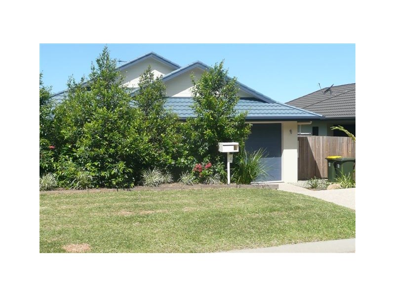 4 Retreat Close, Palm Cove QLD 4879