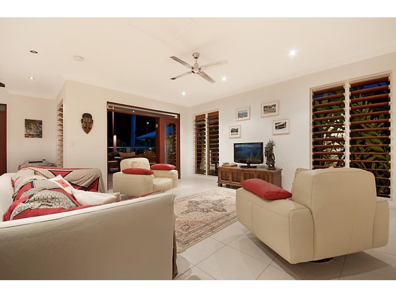 Palm Cove QLD 4879