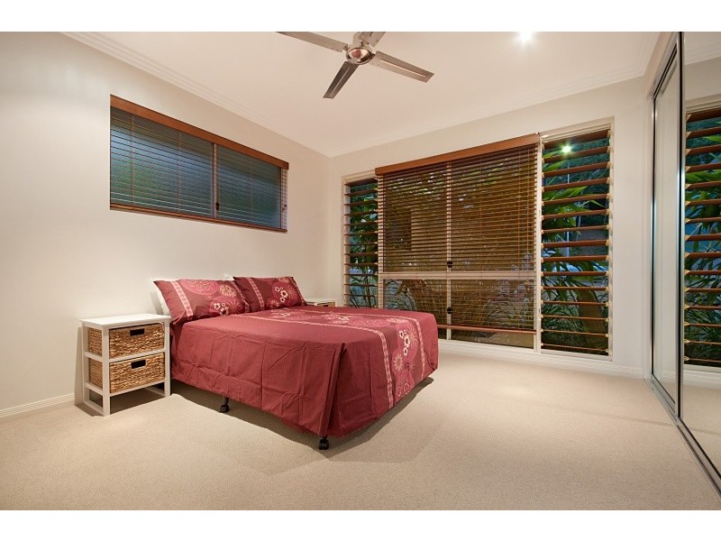 Palm Cove QLD 4879