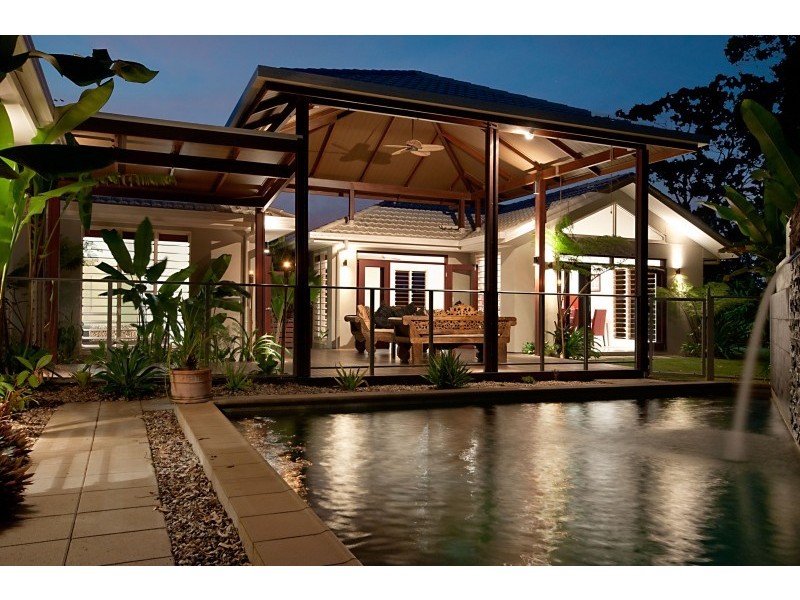 Palm Cove QLD 4879