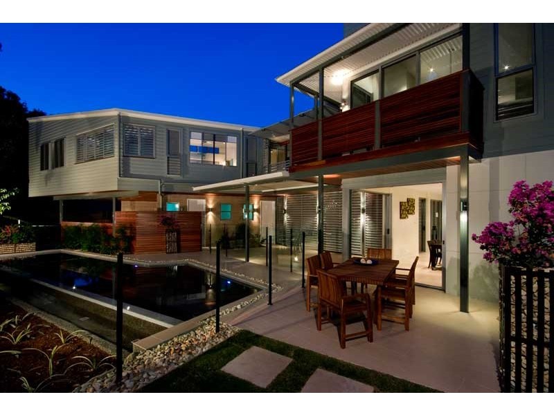 4 Muller St, Palm Cove QLD 4879
