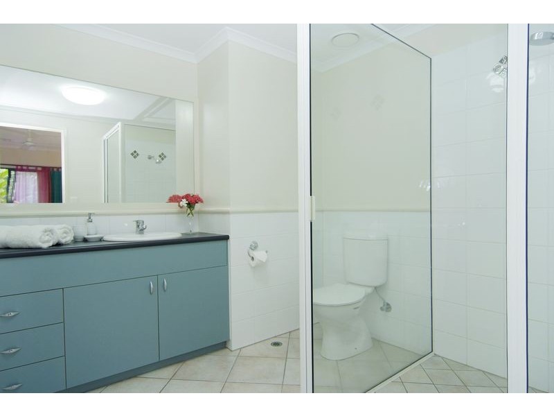 24/75 Cedar Rd, Palm Cove QLD 4879