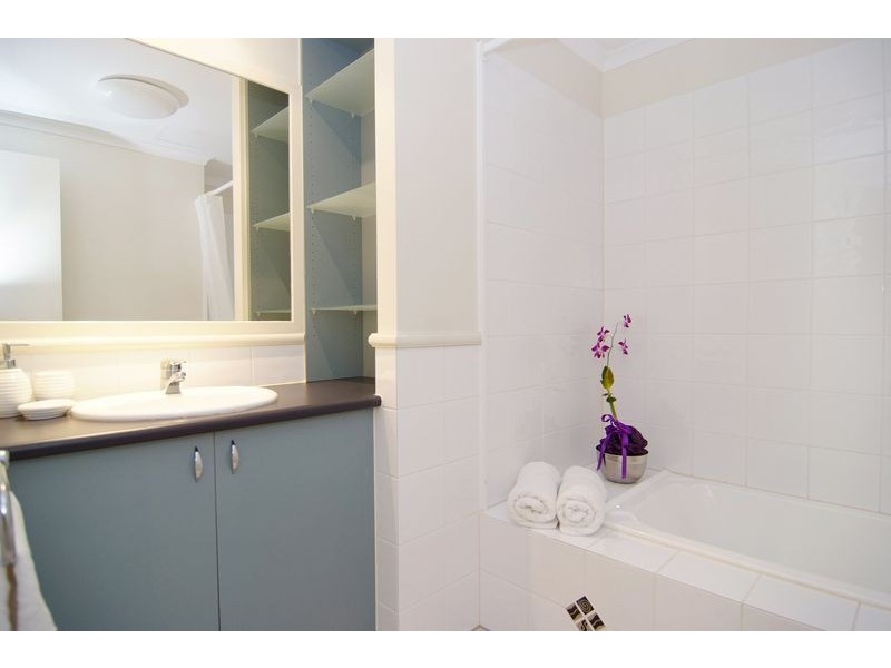 24/75 Cedar Rd, Palm Cove QLD 4879