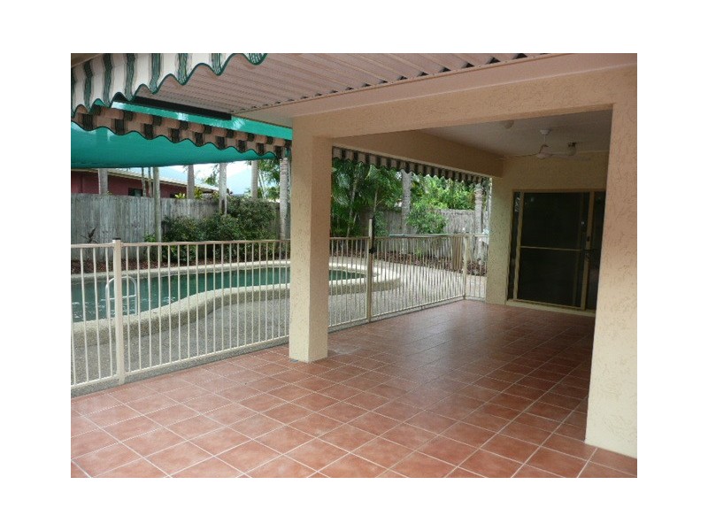 84 Nova St, Kewarra Beach QLD 4879