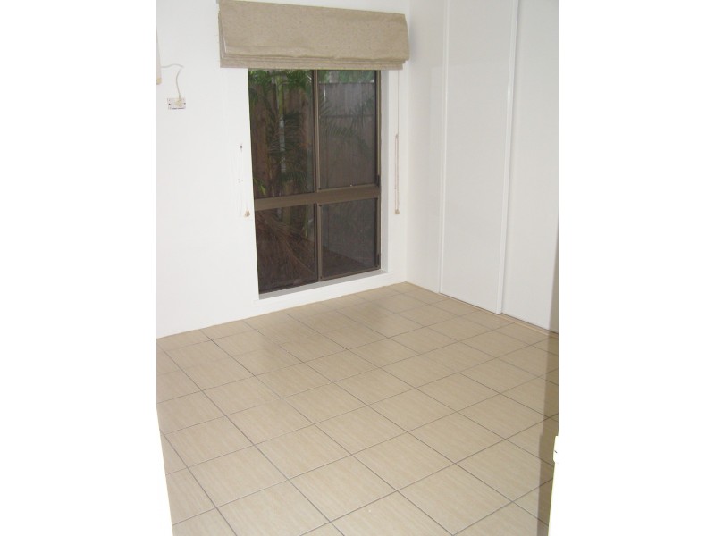 43 Terebra Street, Palm Cove QLD 4879