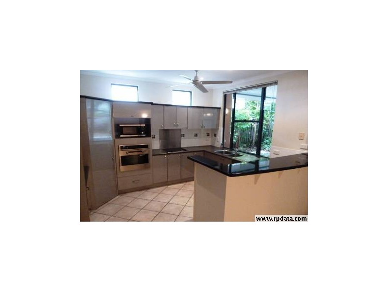 19/75 Cedar Rd, Palm Cove QLD 4879