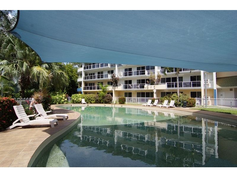 204 Spindle Coral Coast Drive, Palm Cove QLD 4879