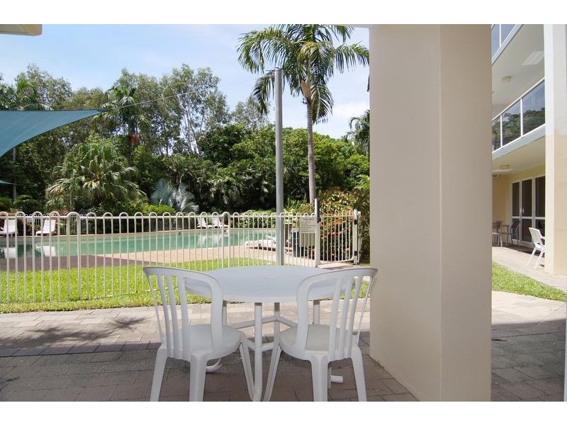 204 Spindle Coral Coast Drive, Palm Cove QLD 4879