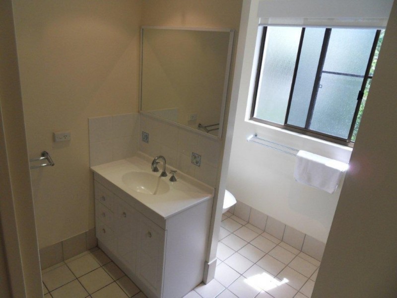 12/85 Williams Esplanade, Palm Cove QLD 4879