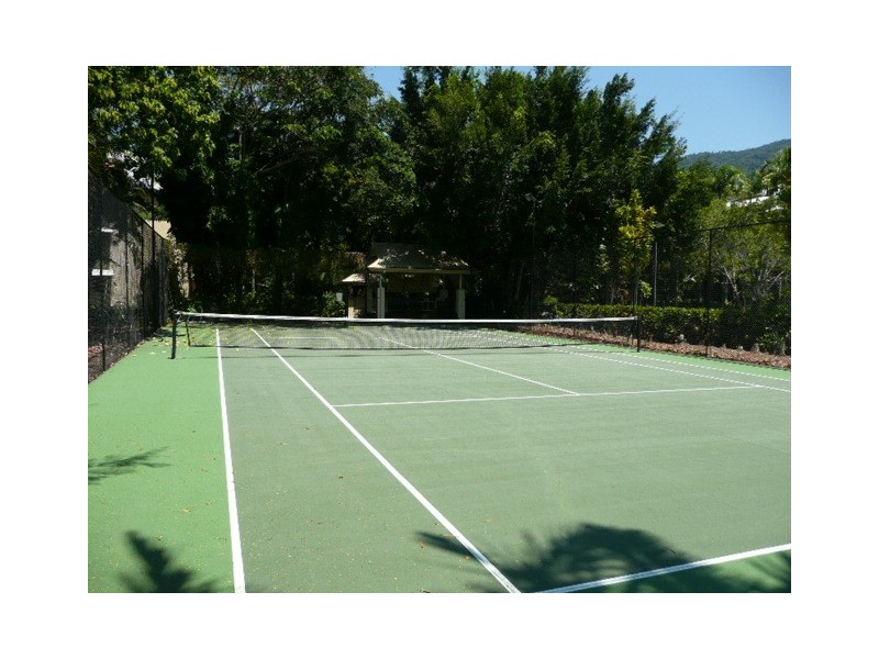 7/23 Veivers Rd, Palm Cove QLD 4879